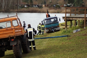 Einsatz 22.12.2015 H1 - Fahrzeug bergen