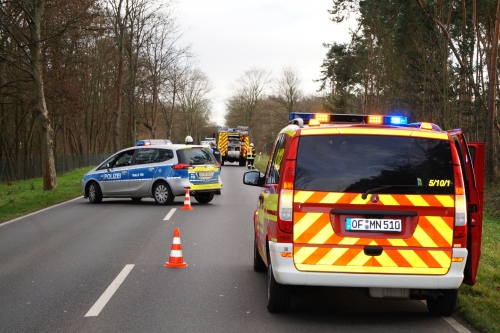 Einsatz 22.12.2015 H1 - Gegenstand auf Fahrbahn