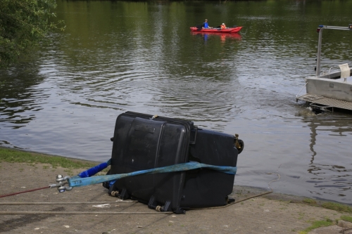 Einsatz 22.05.2016 H1 - Container in Fluss